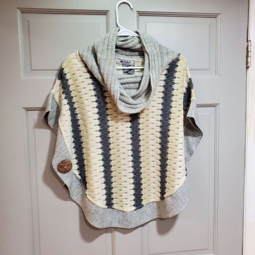 Marko's Poncho Sweater Knit Cowl Neck Womens Size O/S Cream , Gray Cozy Casual